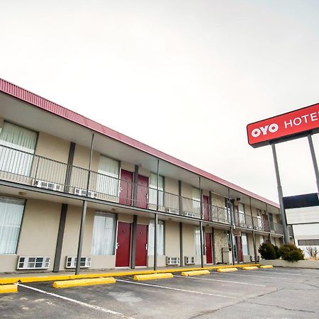 OYO Hotel Hutchinson KS West 4th Ave Exterior foto